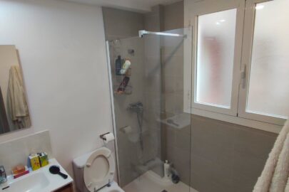 BAÑO 1º