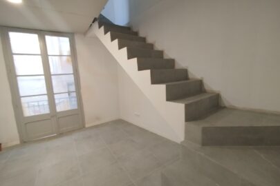 1742211571216